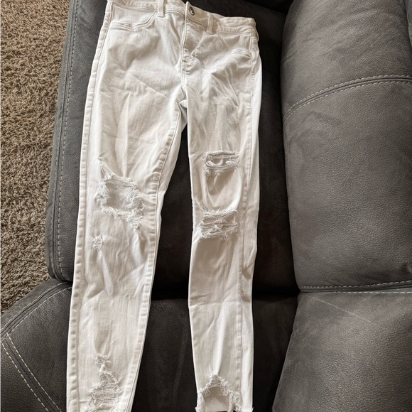 American Eagle Outfitters Denim - American Eagle white jeans